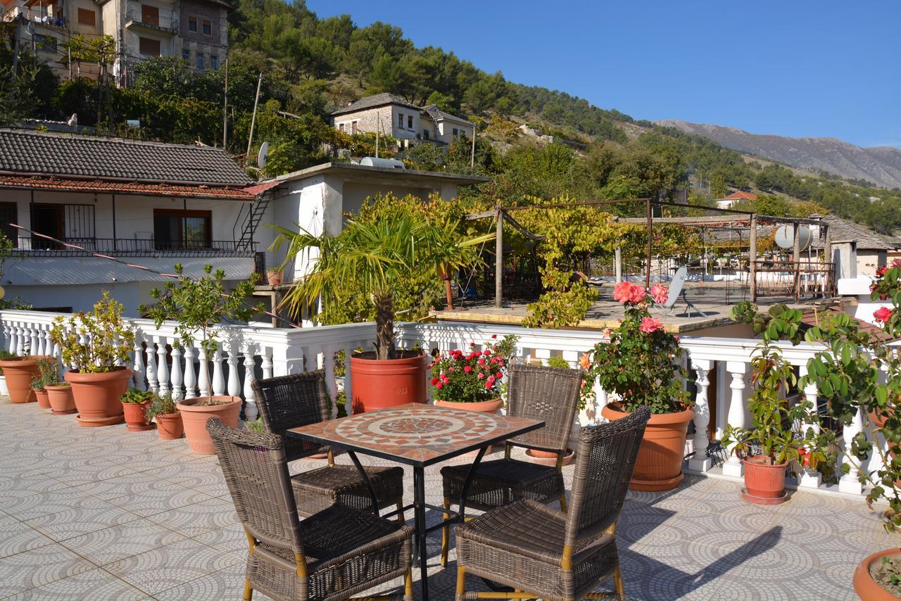 Guest House Memushi Gjirokastër Exterior foto