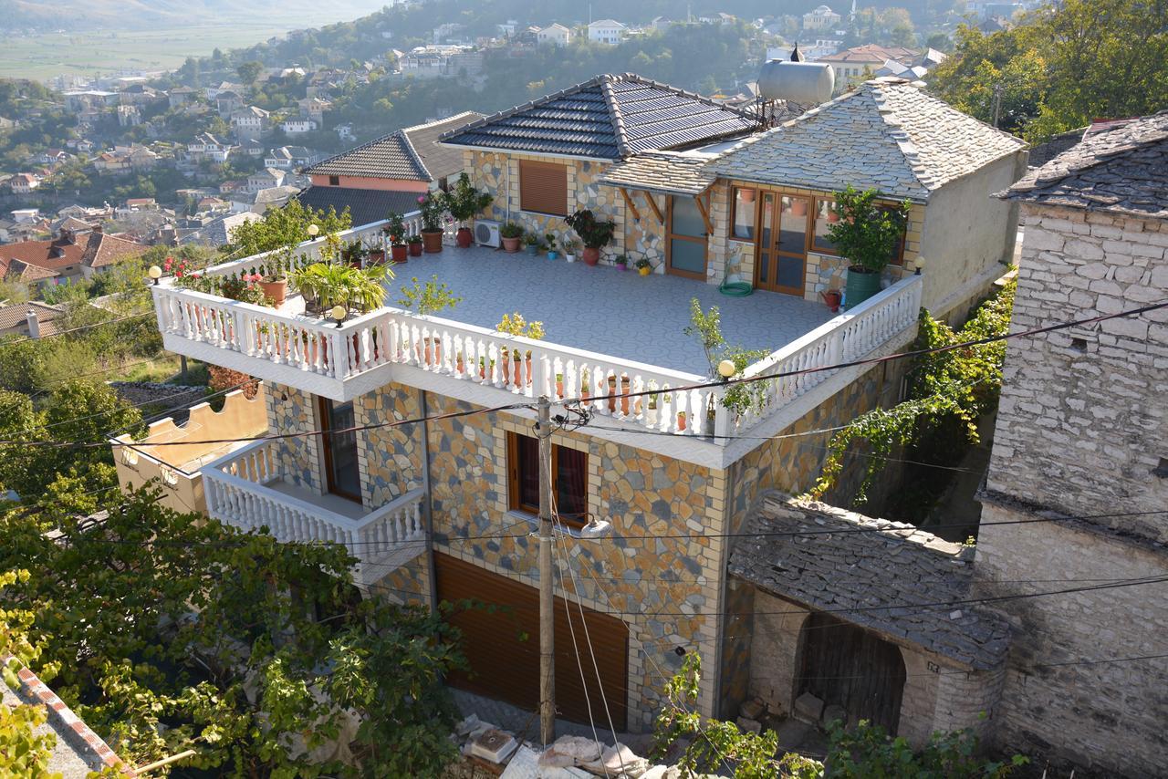Guest House Memushi Gjirokastër Exterior foto