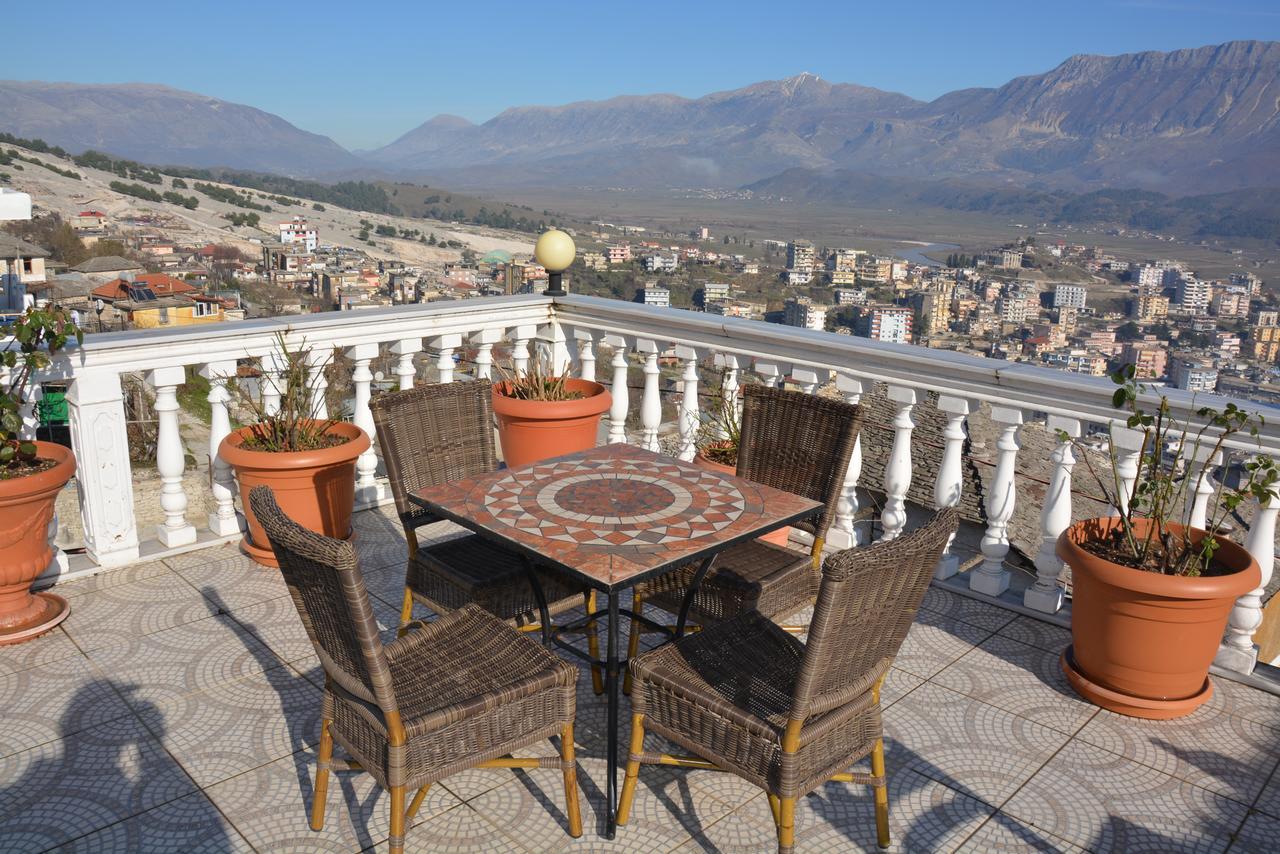Guest House Memushi Gjirokastër Exterior foto