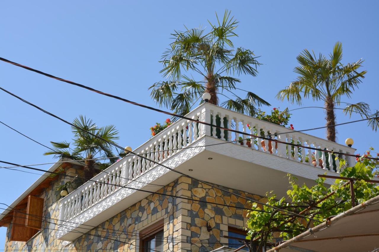 Guest House Memushi Gjirokastër Exterior foto