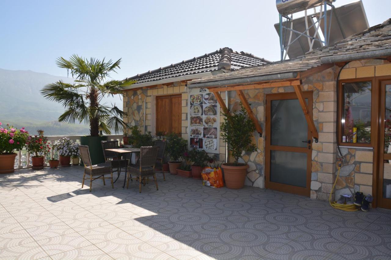 Guest House Memushi Gjirokastër Exterior foto