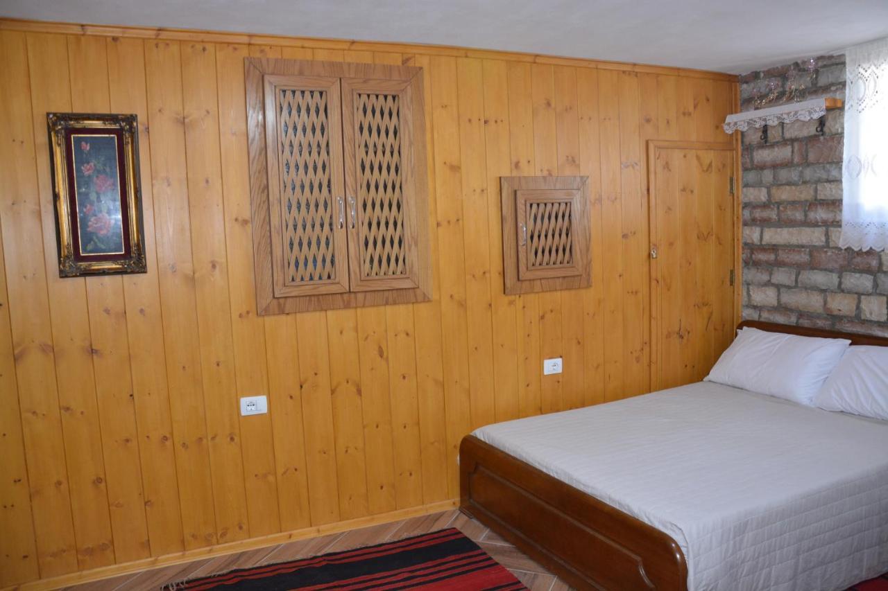 Guest House Memushi Gjirokastër Exterior foto